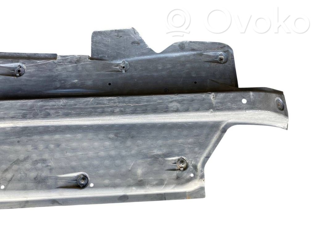 Sānu apakšas aizsardzība