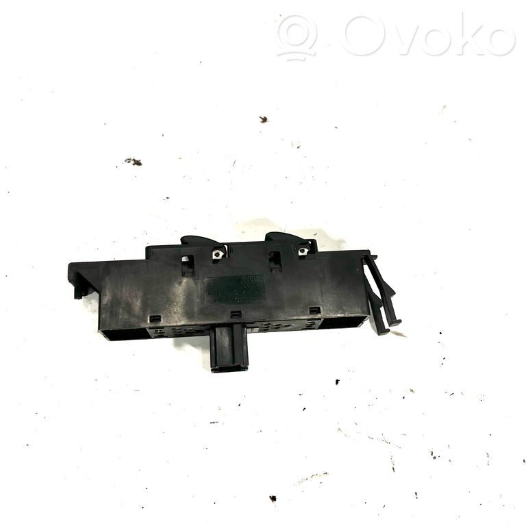 Elektrisko logu slēdzis