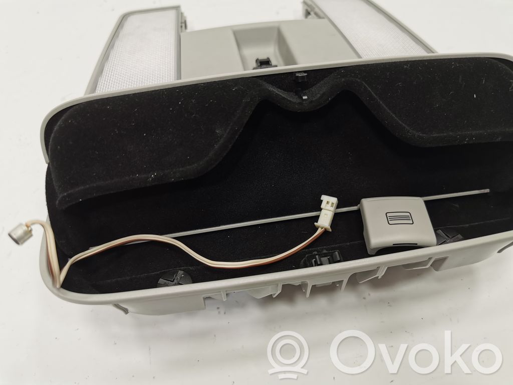 Priekšējo vietu apgaismojums