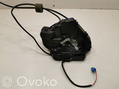 Aizmugurē slēdzene