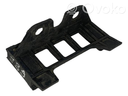 Aizmugurējā bufera montāžas kronšteins