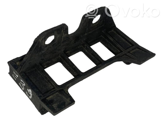 Aizmugurējā bufera montāžas kronšteins