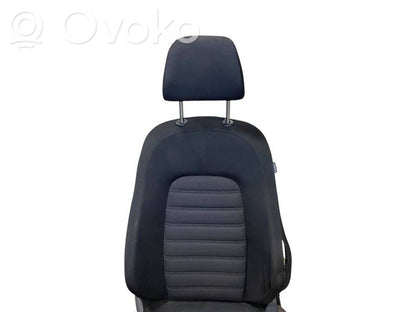 Sēdekļu komplekts