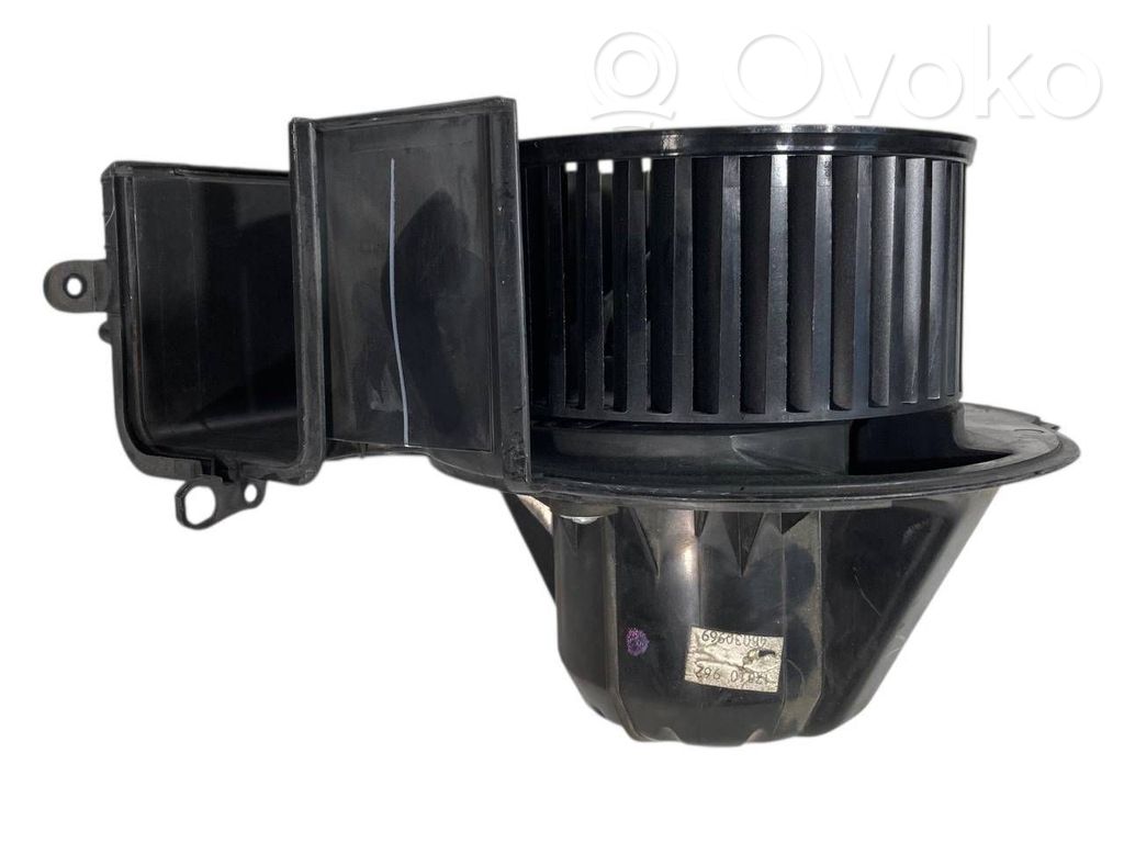 Mazā radiatora ventilators