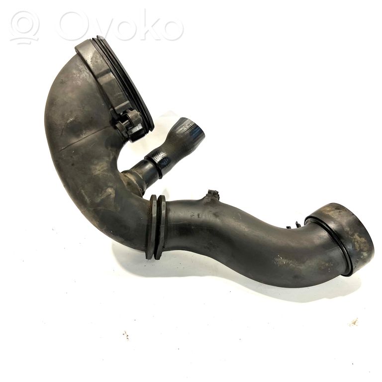 Gaisa caurule uz turbīnu