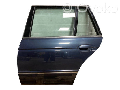 Задняя дверь