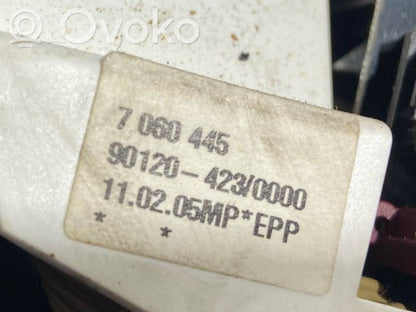 Ātrumu pārslēgšanas sviras dekoratīvā apdare (plastmasas)