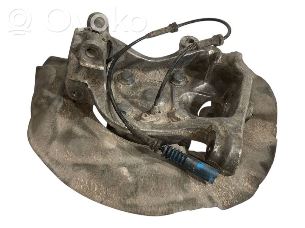 Priekšējā riteņa rumbas vārpstas šarnīrs (stupica, capfa)