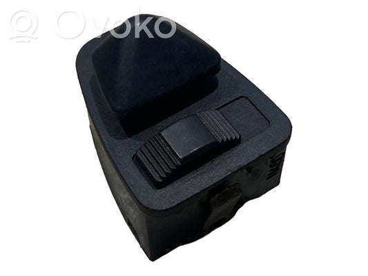 Side mirror switch
