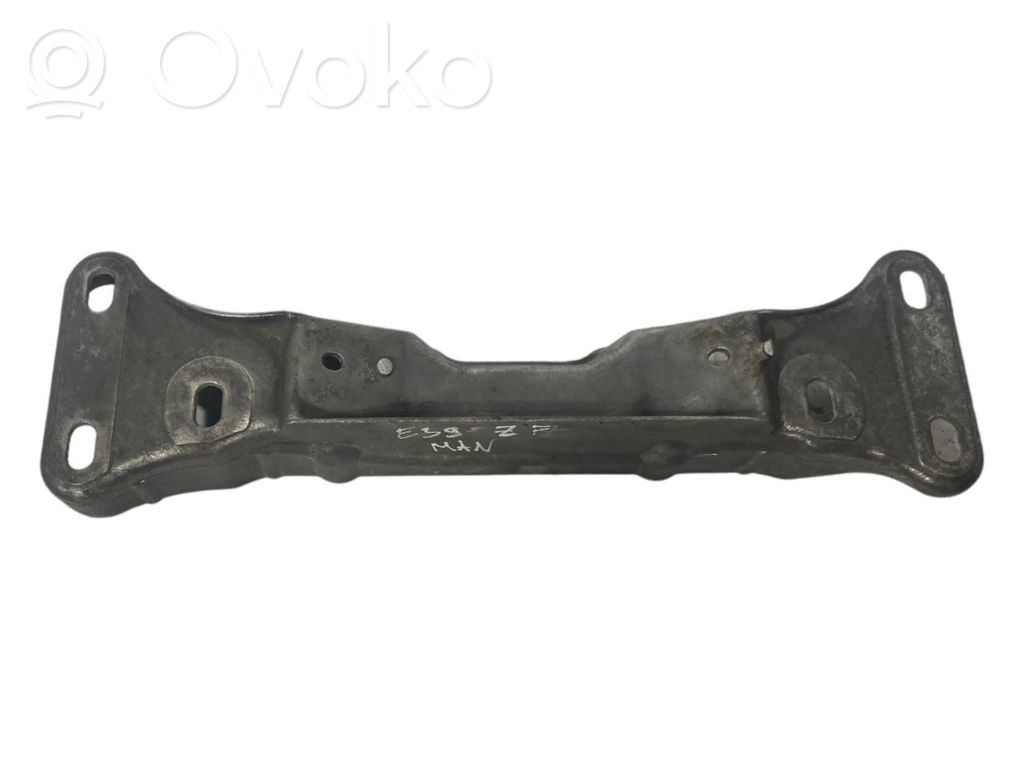 Pārnesumkārbas stiprinājuma kronšteins