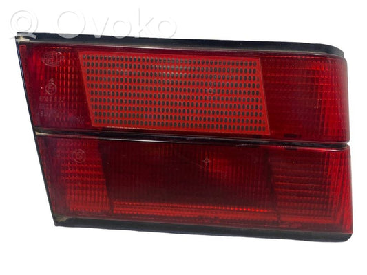 Taillight in the hood