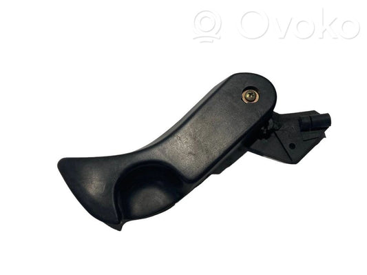 Engine hood release handle