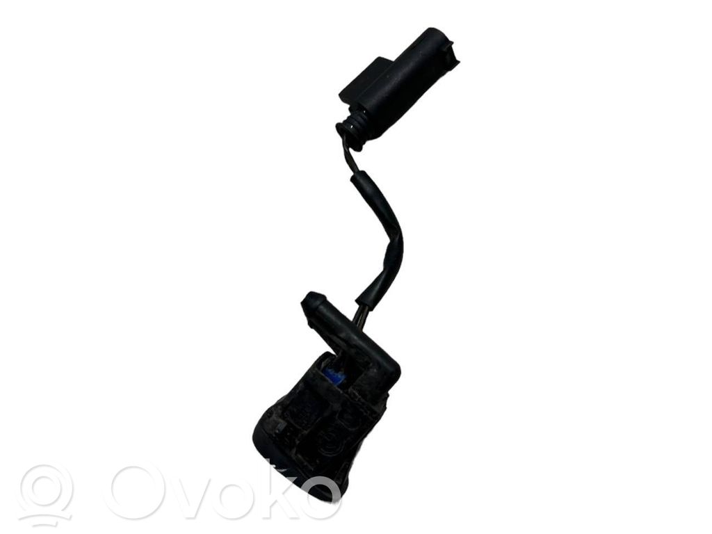 Washer fluid spray(s) for the front window