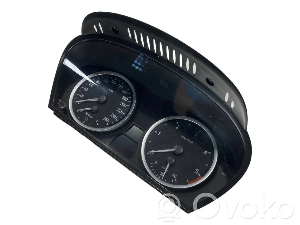 Spidometrs (instrumentu panelī)