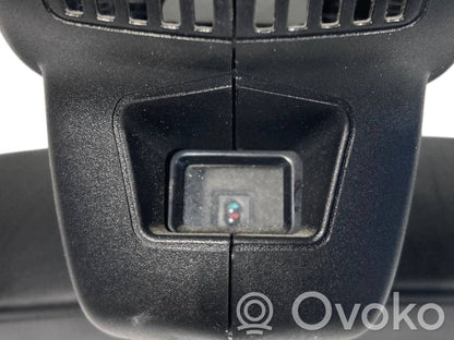 Atpakaļskata spogulis (salonā)