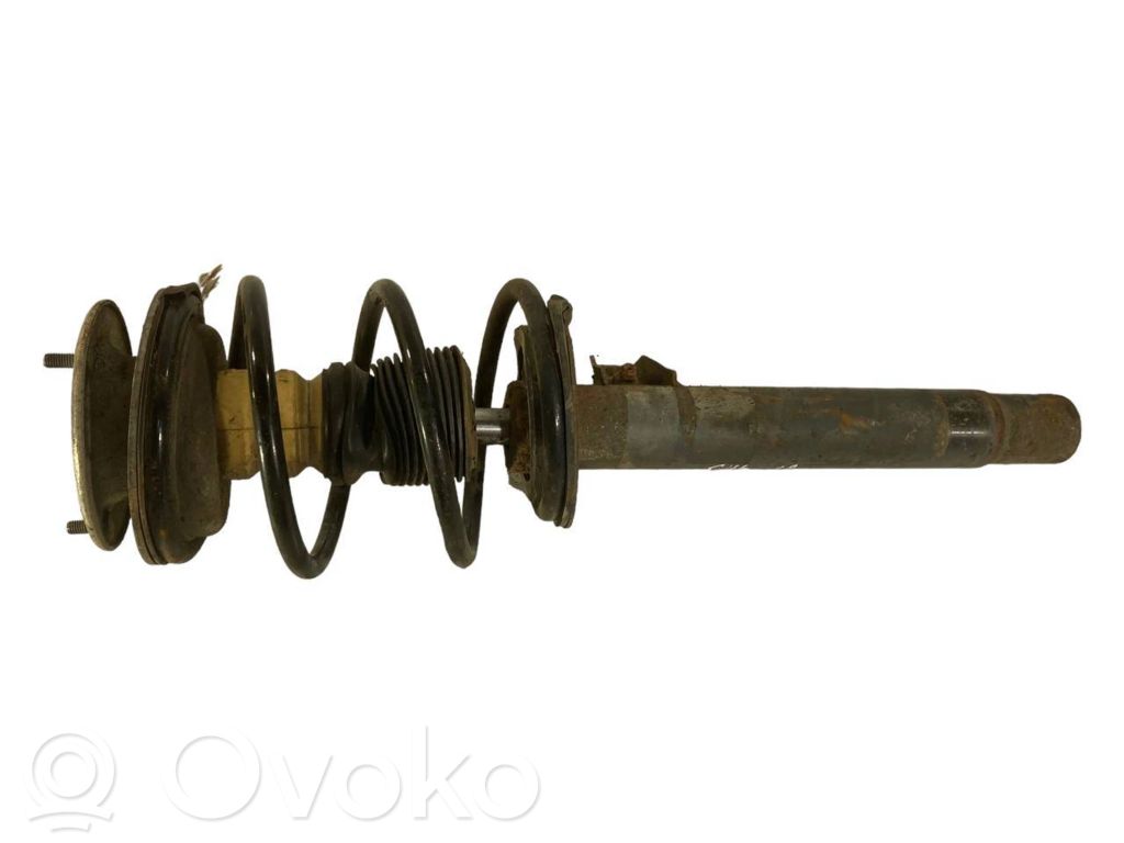 Priekšpusē amortizators ar atsperi