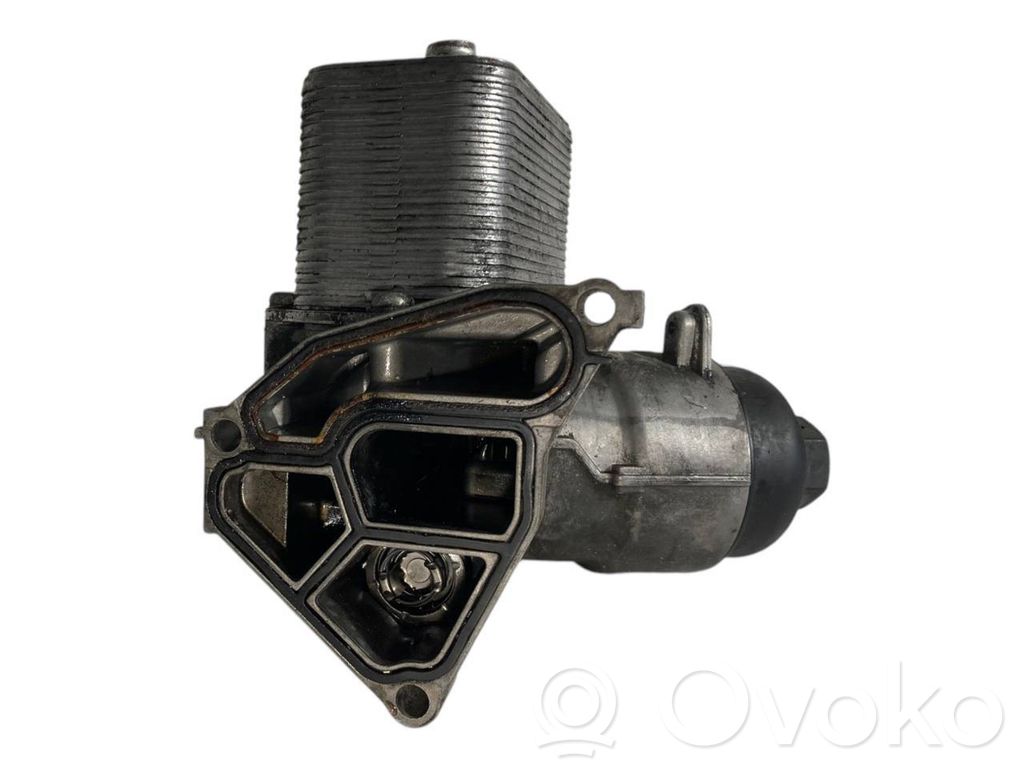 Eļļas filtra turētājs / dzesētājs