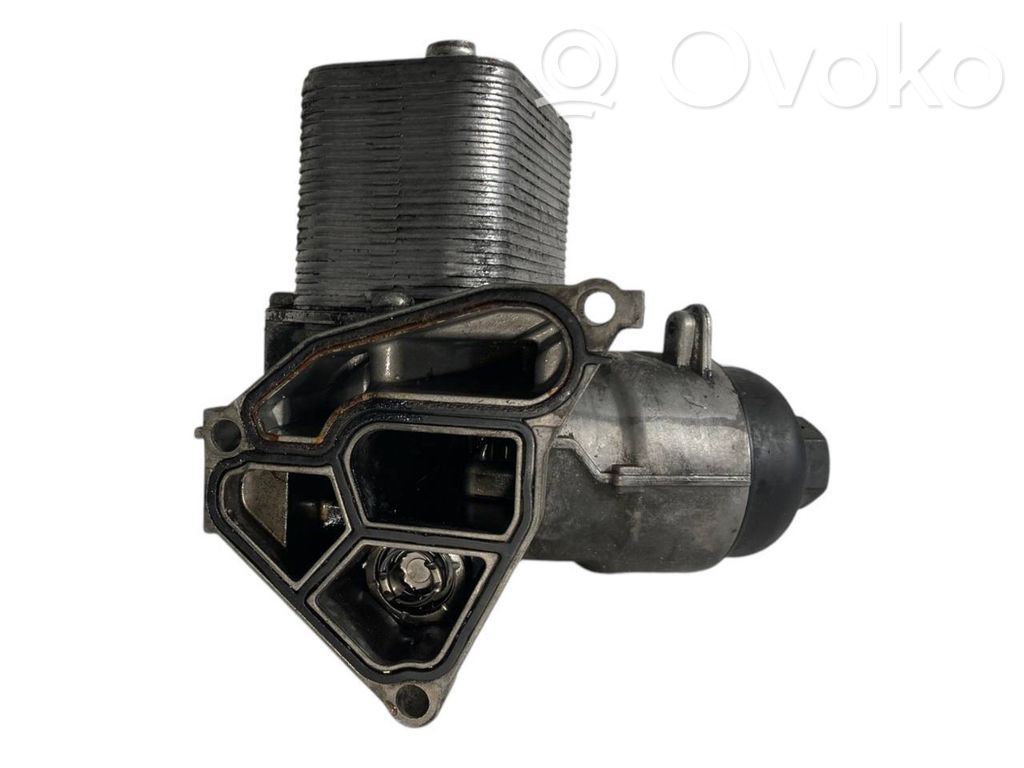 Eļļas filtra turētājs / dzesētājs