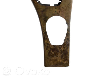 Salona dekoratīvās apdares komplekts