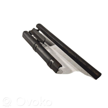 Другая часть интерьера