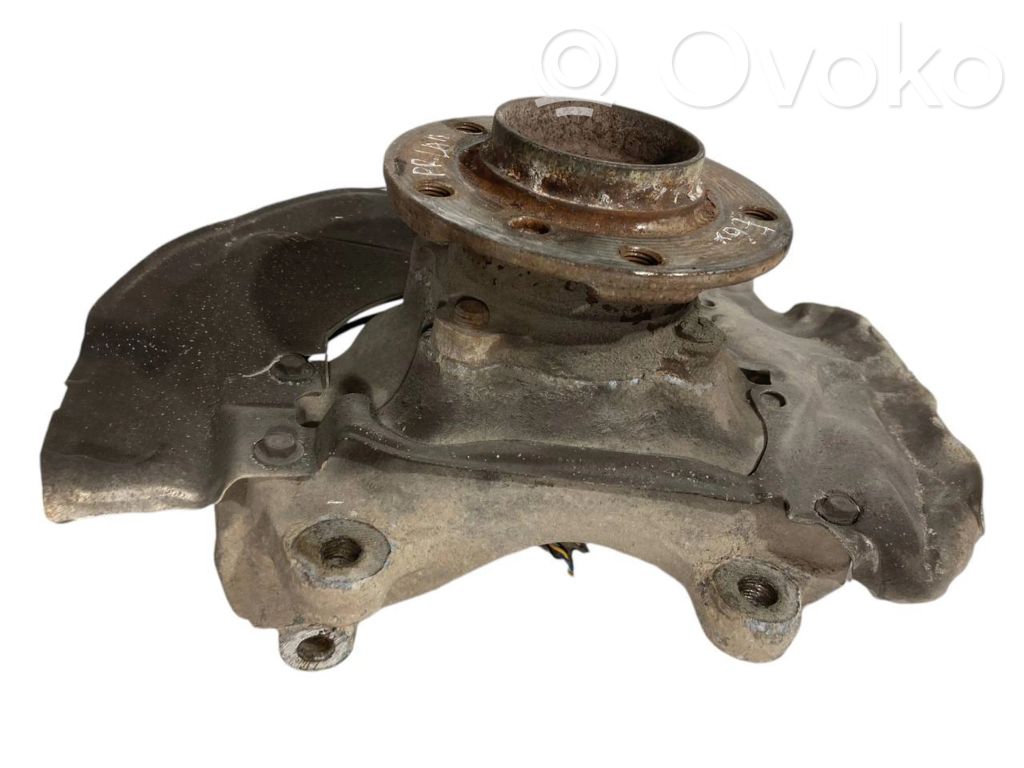 Priekšējā riteņa rumbas vārpstas šarnīrs (stupica, capfa)