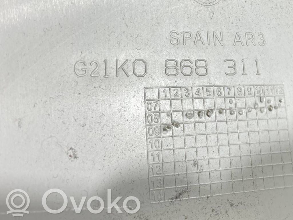 (B) statņa dekoratīvā apdare (augšdaļa)