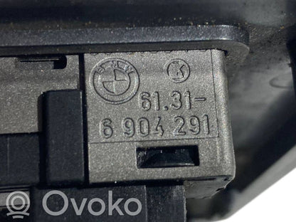 Jumta lūkas slēdzis