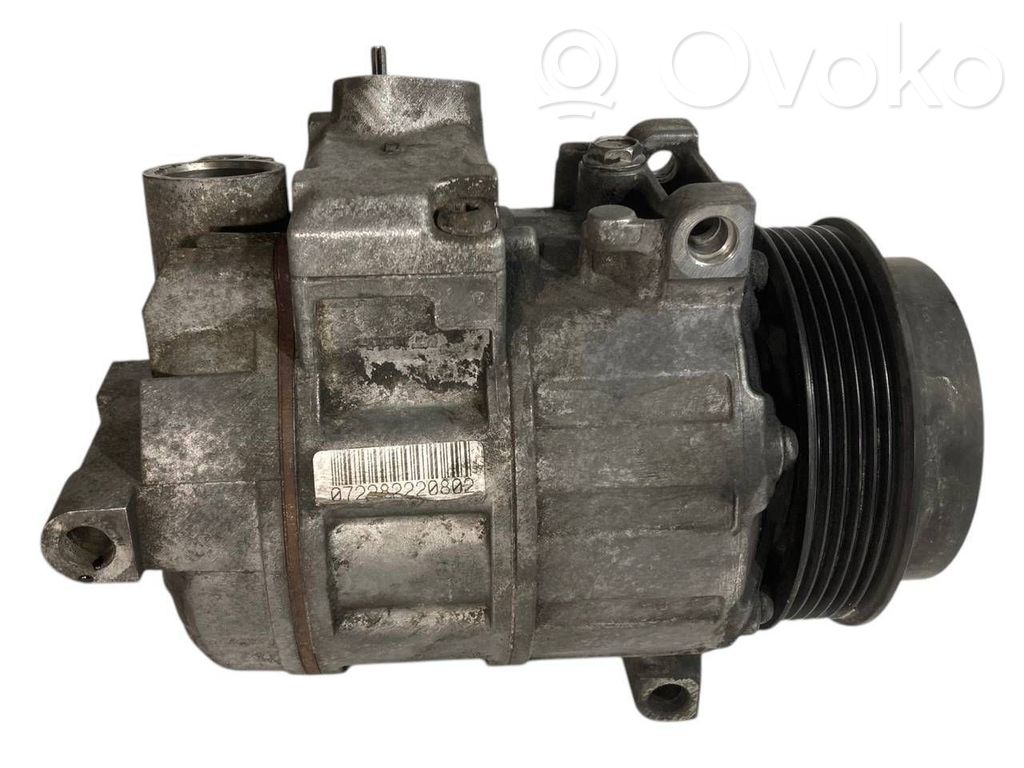 Air conditioner compressor (pump)