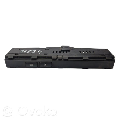 Pretslīdes (ASR) slēdzis