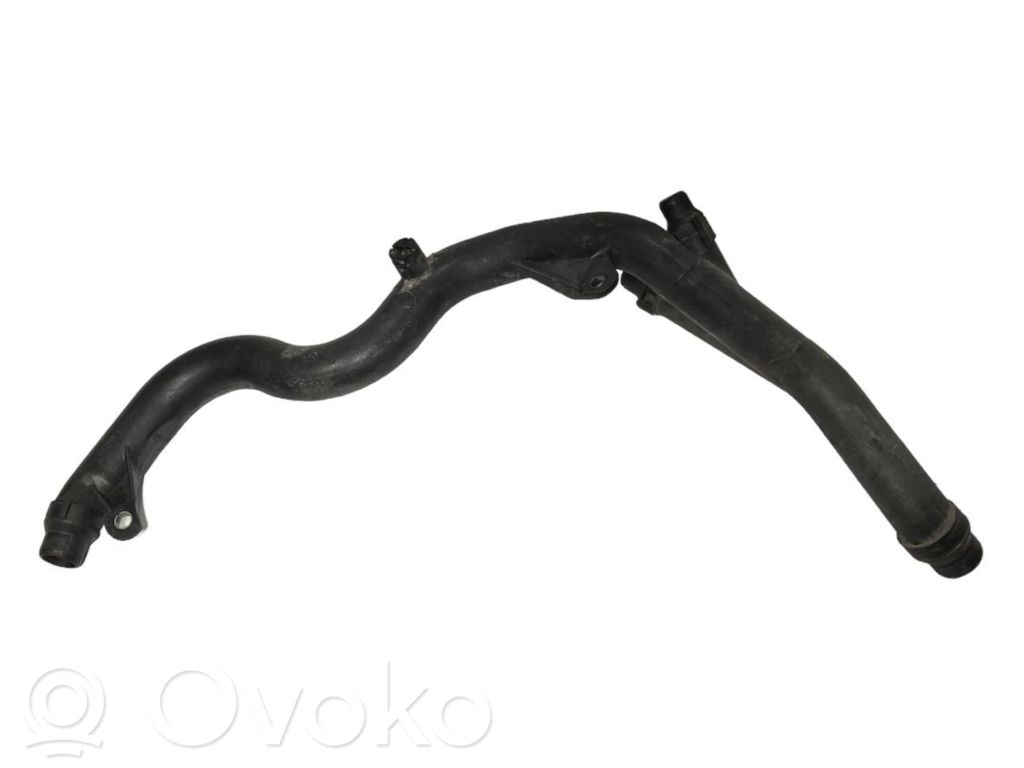 Caurulīte (-es) / šļūtene (-es)