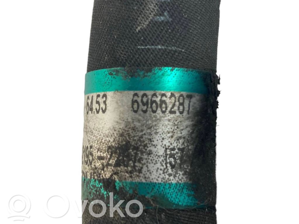 Gaisa kondicioniera caurulīte (-es) / šļūtene (-es)