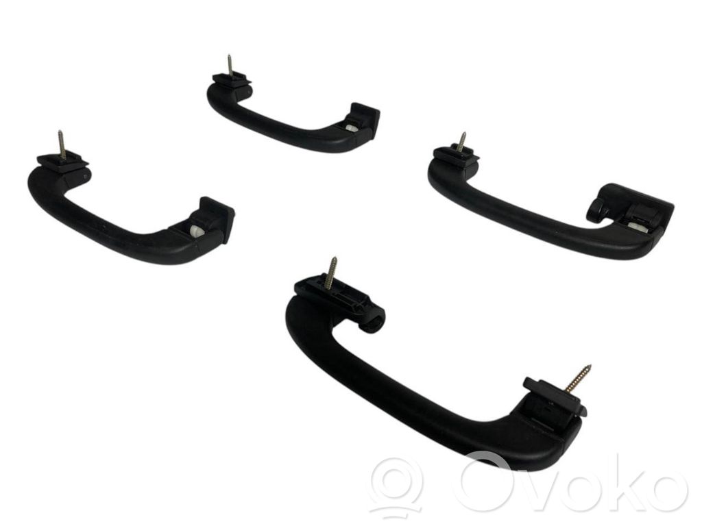 Rokturu komplekts griestiem