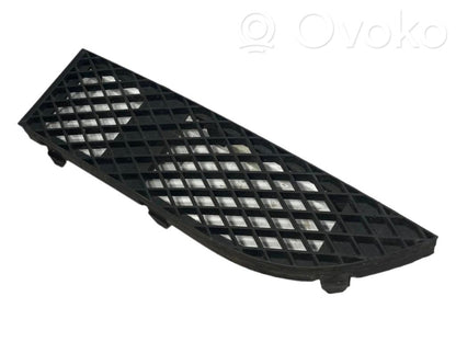 Lower grille (three-piece)