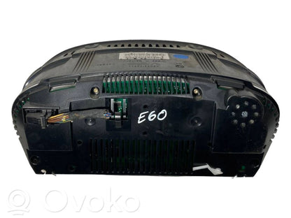 Speedometer (in the instrument panel)
