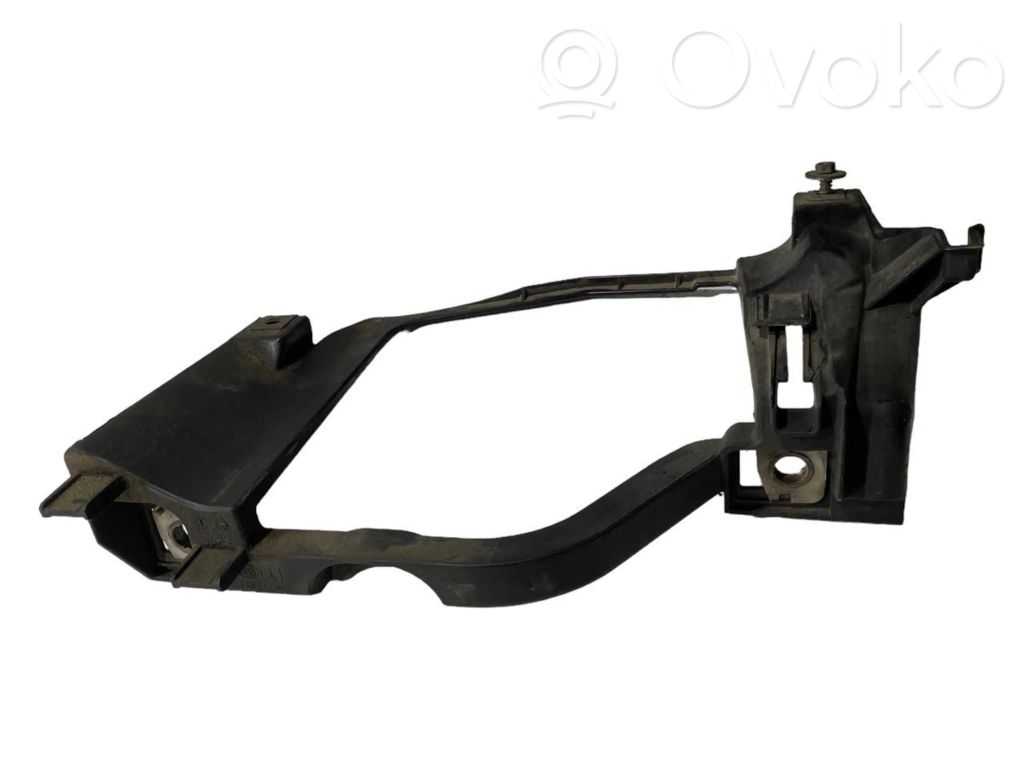 Priekšējā luktura turētājs