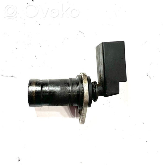 Датчик частоты вращения коленчатого вала