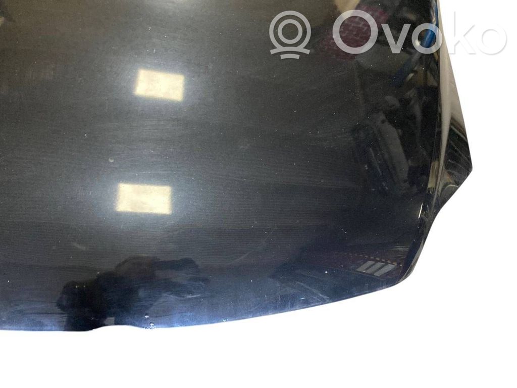 Dzinēja pārsegs (vāks)