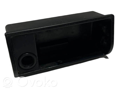 Pelnutrauks (priekšā)