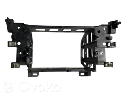 Radiouztvērēja / navigācija dekoratīvā apdare