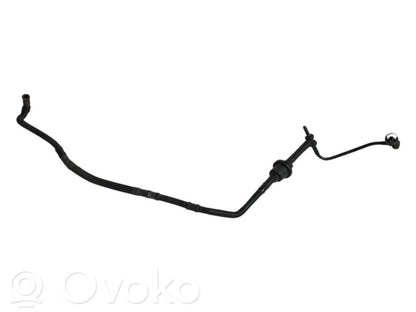 Caurulīte (-es) / šļūtene (-es)