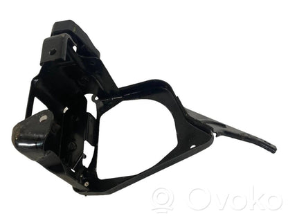 Stūres pastiprinātāja sūkņa stiprinājums