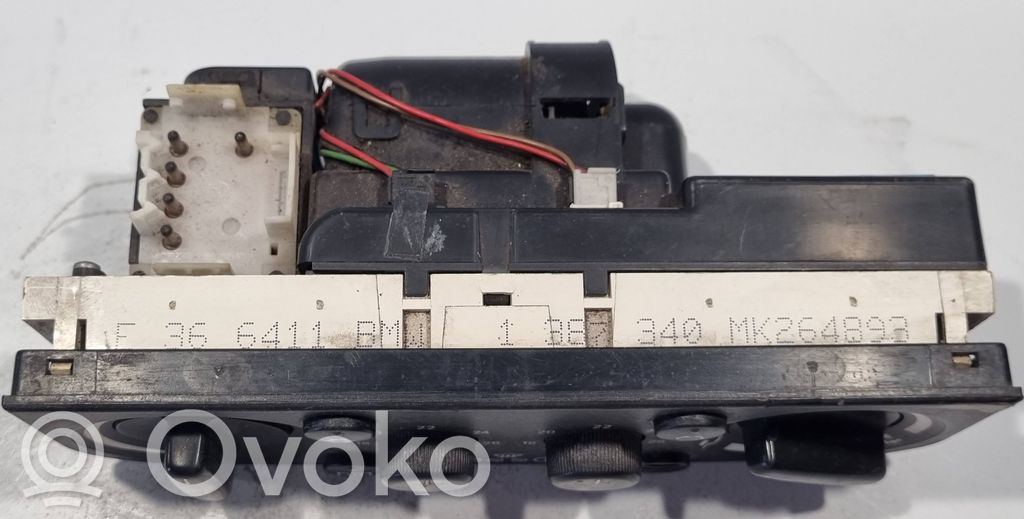 Gaisa kondicioniera / klimata kontroles / salona apsildes vadības bloks (salonā)