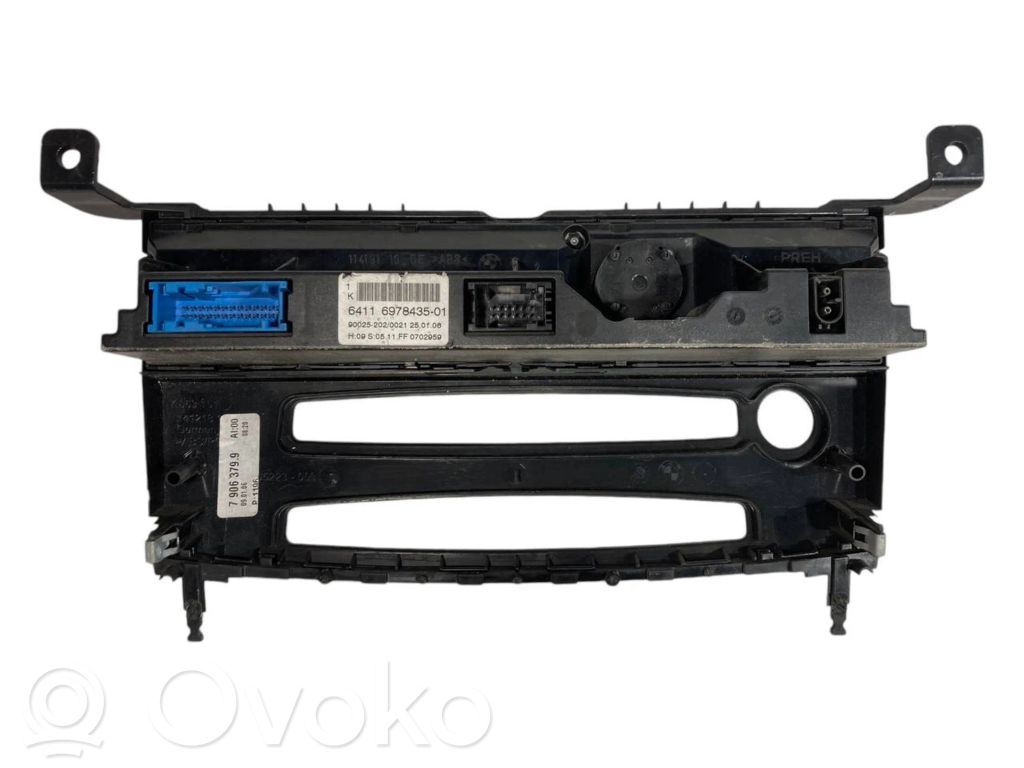 Gaisa kondicioniera / klimata kontroles / salona apsildes vadības bloks (salonā)