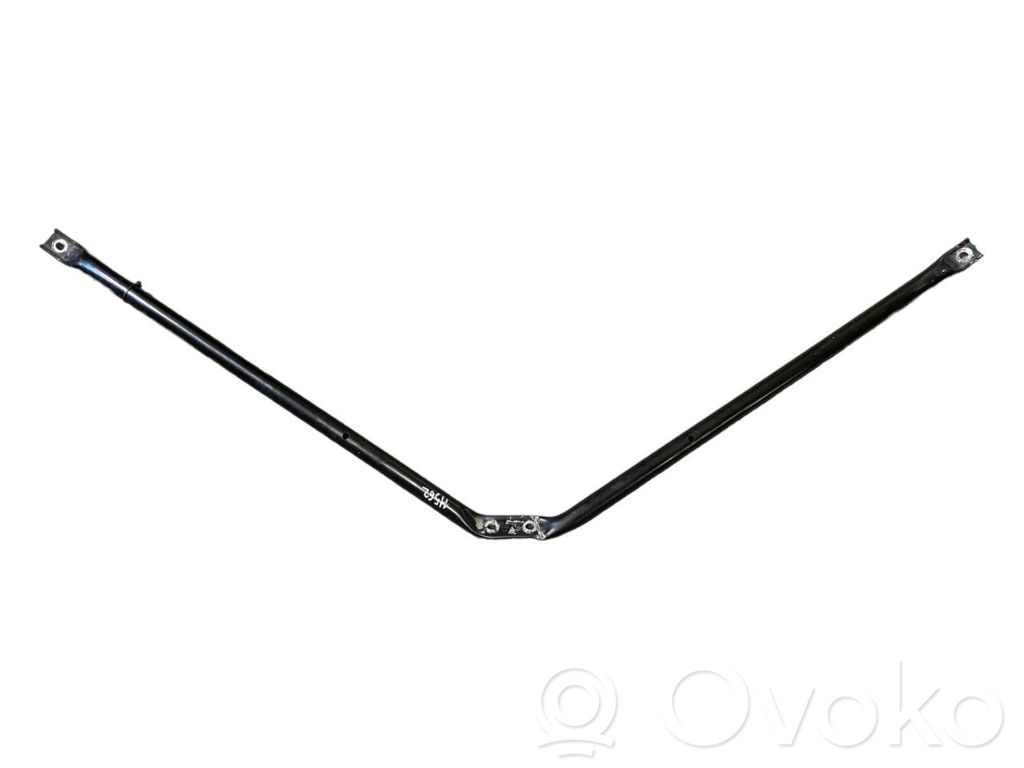 Cita veida dzinēja nodalījuma detaļa