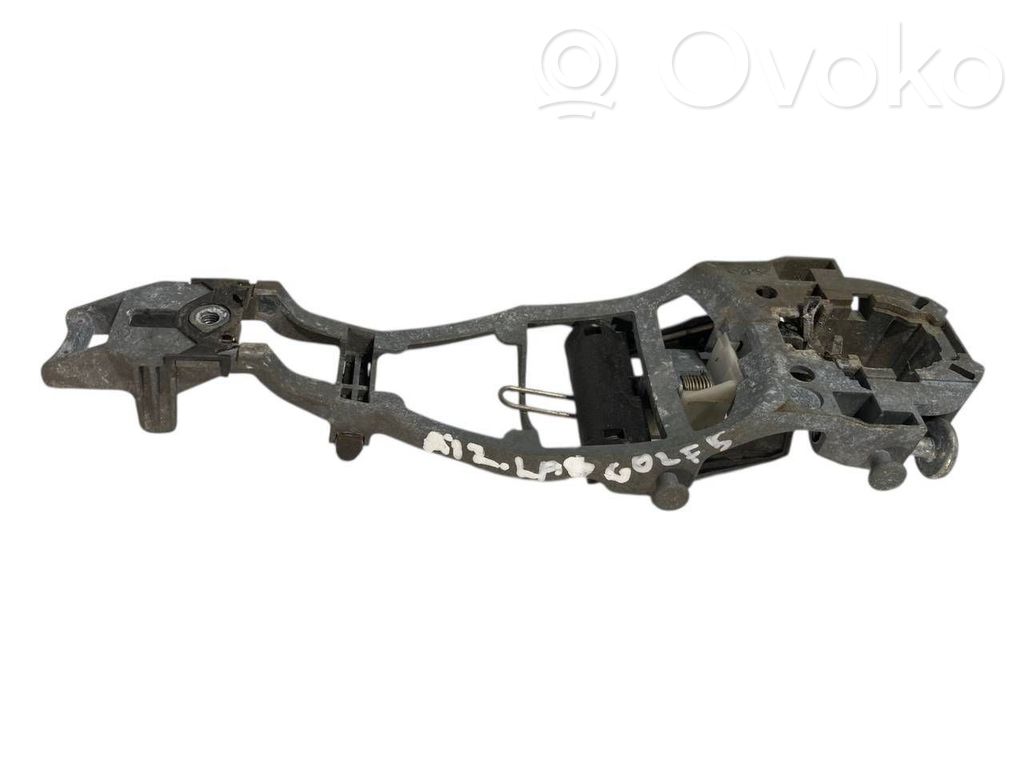 Aizmugurē turētājs / kronšteins ārējam atvēršanas rokturim