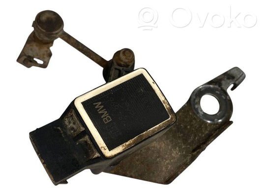 Augstuma sensors (priekšējo lukturu)