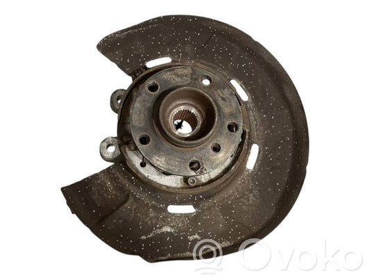 Aizmugurē riteņa rumbas vārpstas šarnīrs (stupica, capfa)