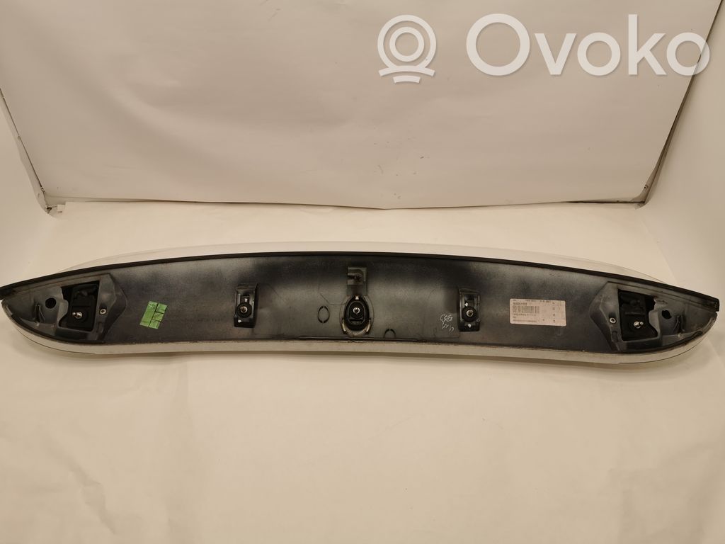 Spoilera aizmugurējais vāks