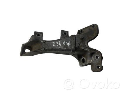 Dzinēja nostiprināšanas stiprinājums-kronšteins