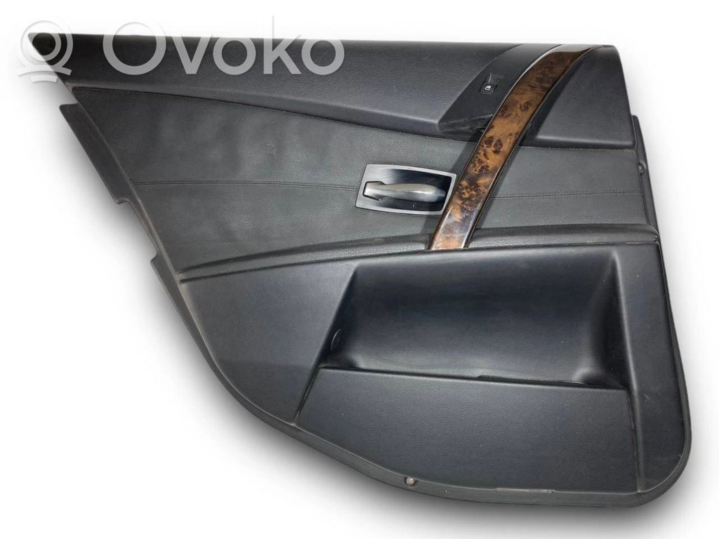 Rear door trim